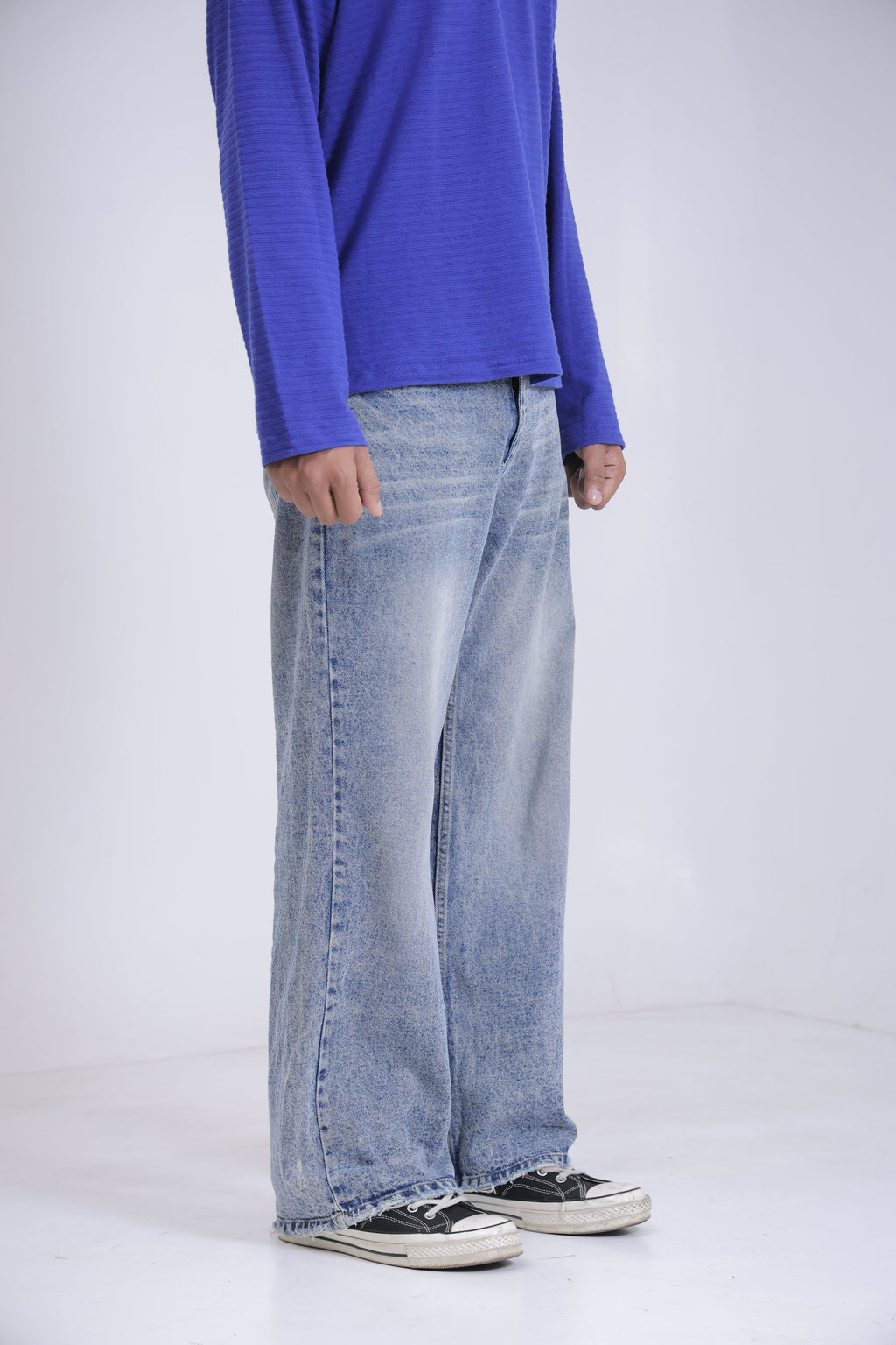 Vintage Blue Grinded